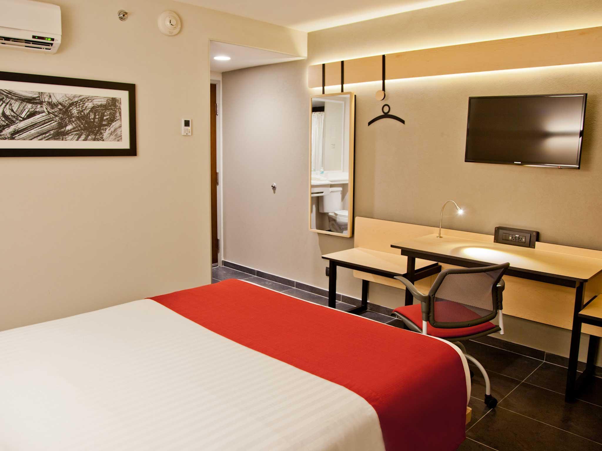 City Express By Marriott Paraíso Екстериор снимка