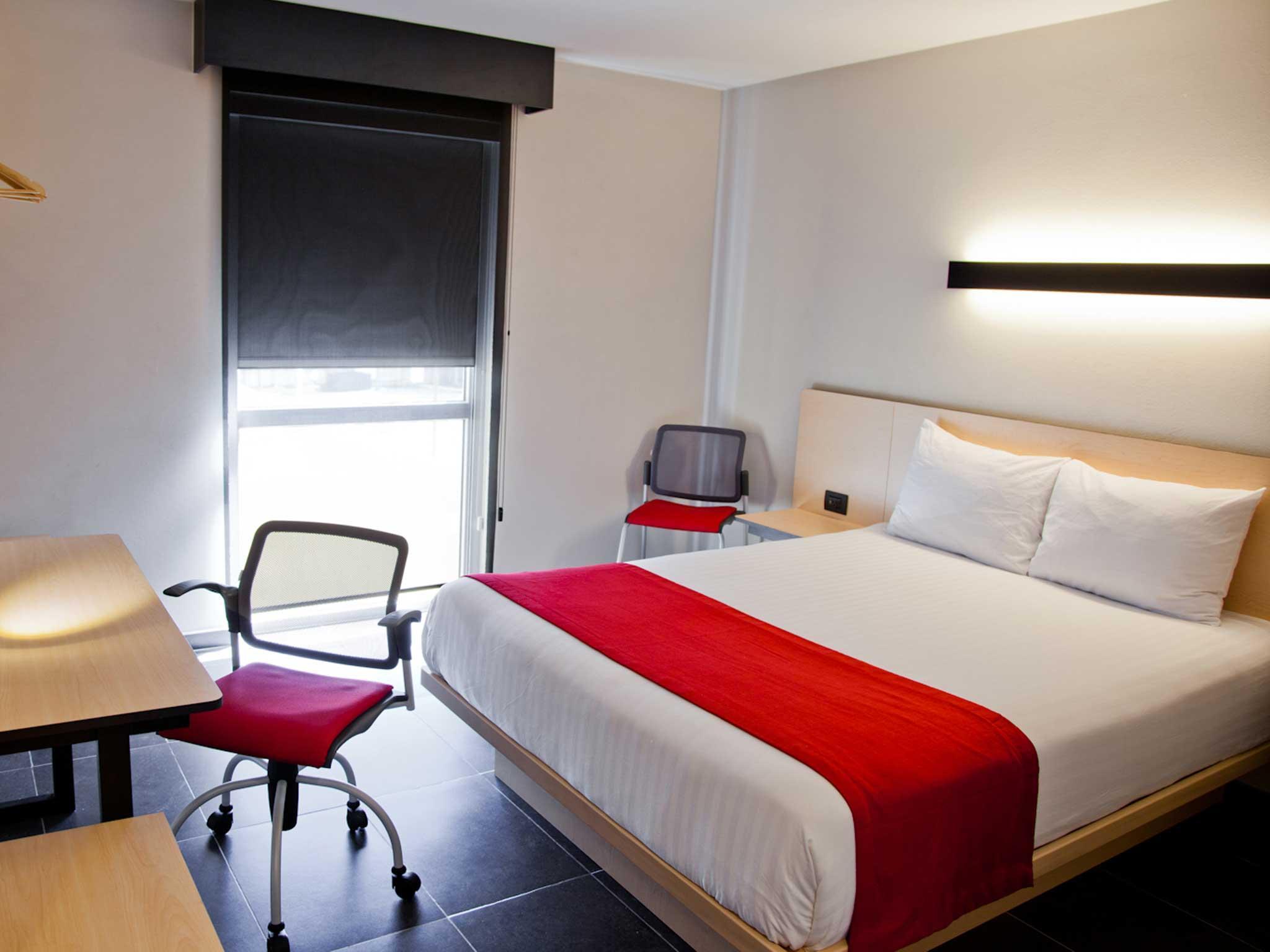 City Express By Marriott Paraíso Екстериор снимка