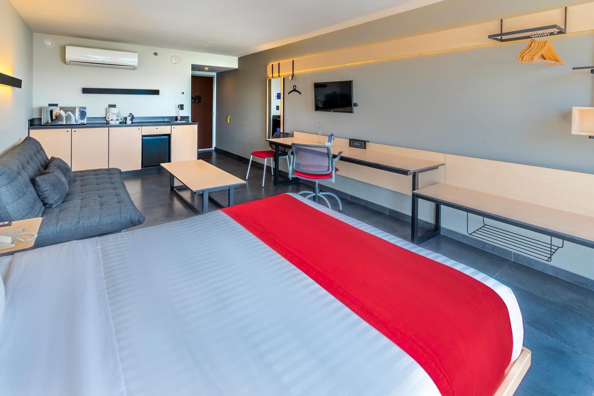 City Express By Marriott Paraíso Екстериор снимка
