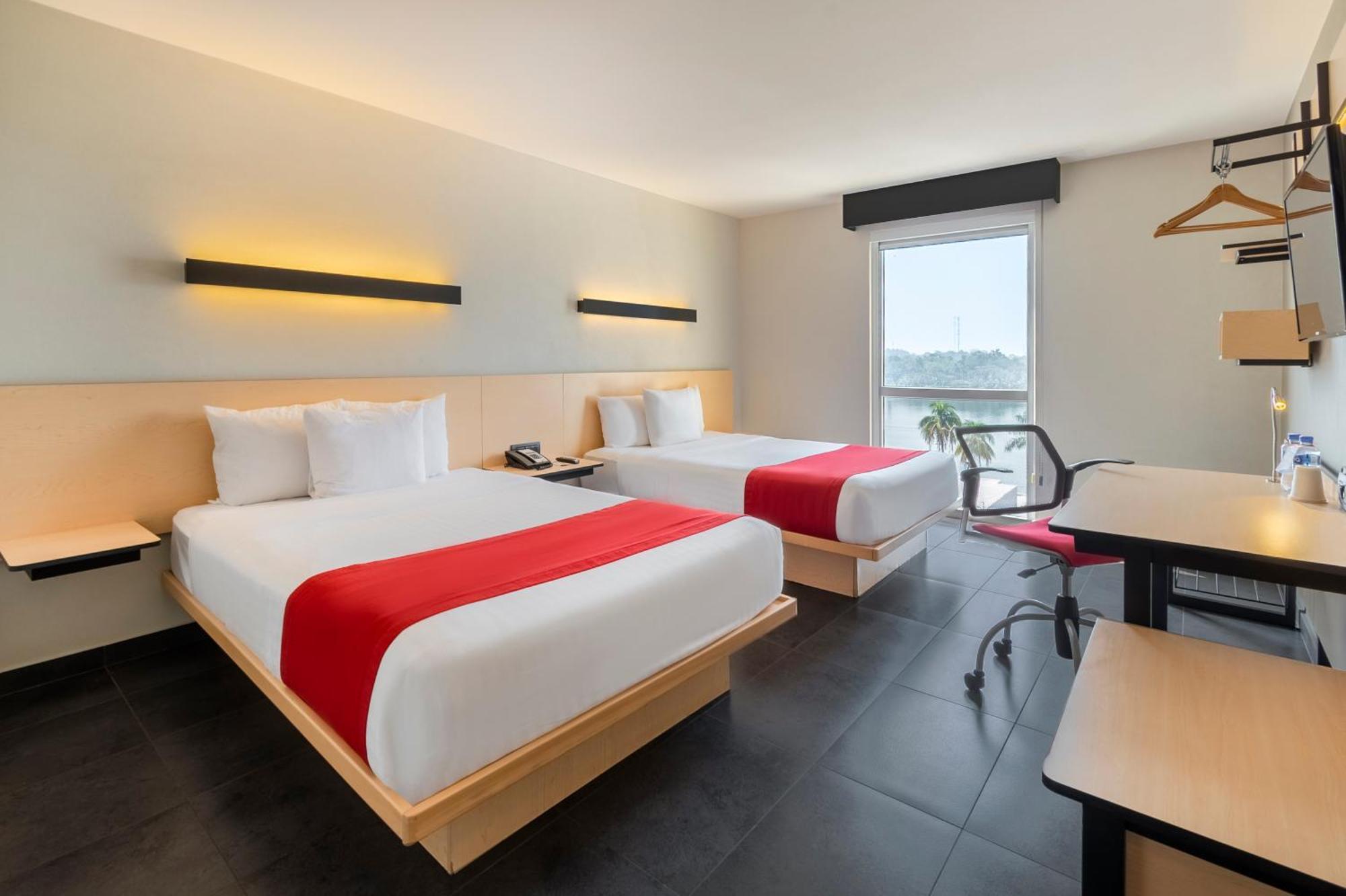 City Express By Marriott Paraíso Екстериор снимка